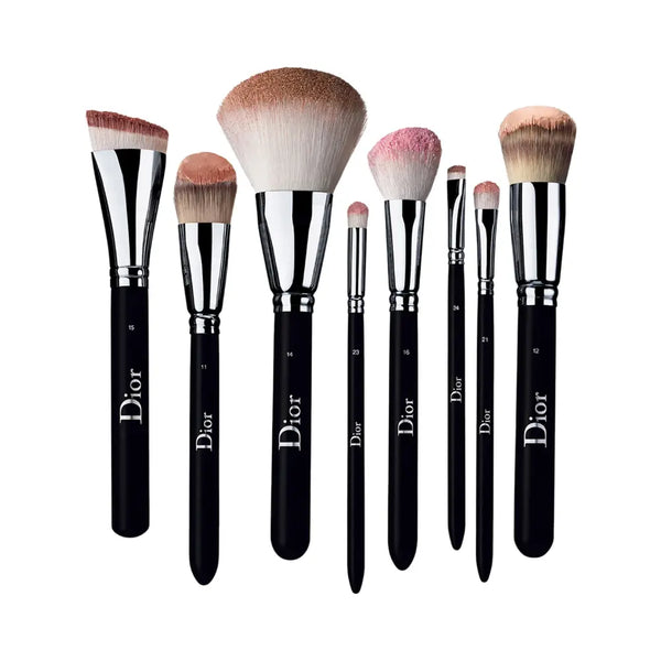 Dior Backstage Full Coverage Fluid Foundation Brush N°12 - Beauty Affairs2